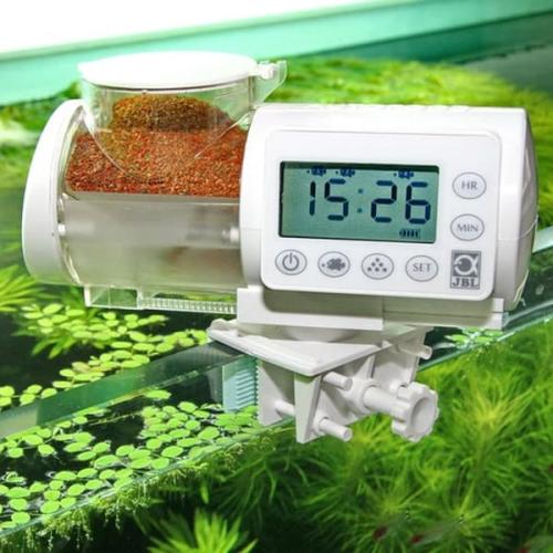 Automatisk foderdispenser til akvarier – Nem fodring. Sikrer dosering.