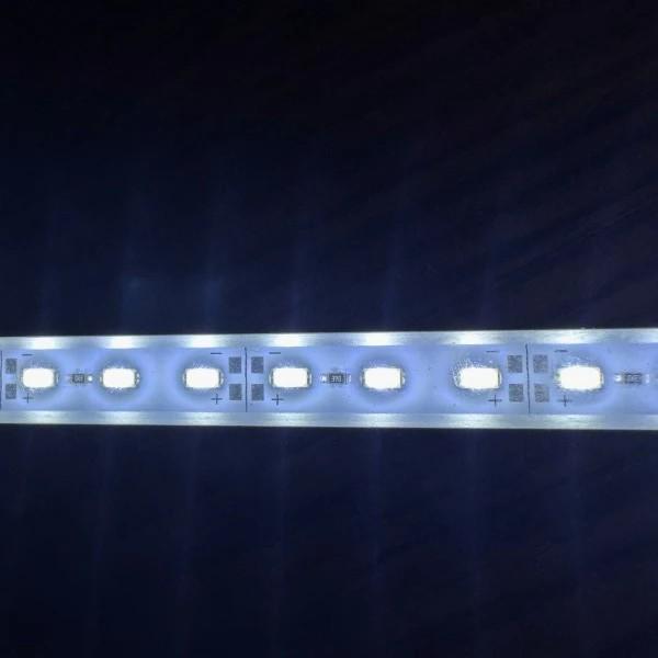 Aqualight LED lys i hvid 26 cm
