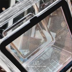 Isolationsboks til fisk med ophæng til akvariekant