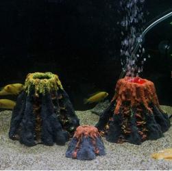 Akvarievulkan med rød og sort lavaeffekt i to størrelser