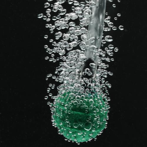 Lille rund JBL luftsten der frigiver fine luftbobler i akvariet